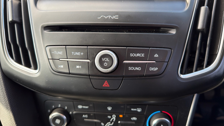 Ford Focus 1.0 EcoBoost Zetec 5dr Petrol Hatchback